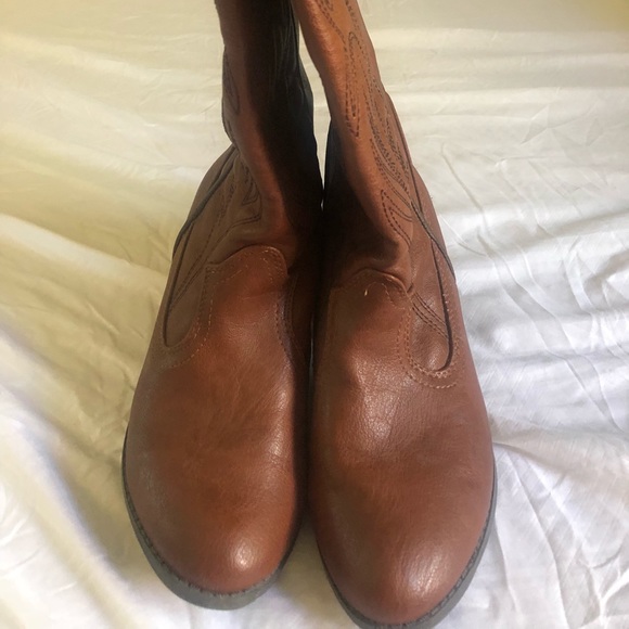 Western boots - Picture 2 of 3